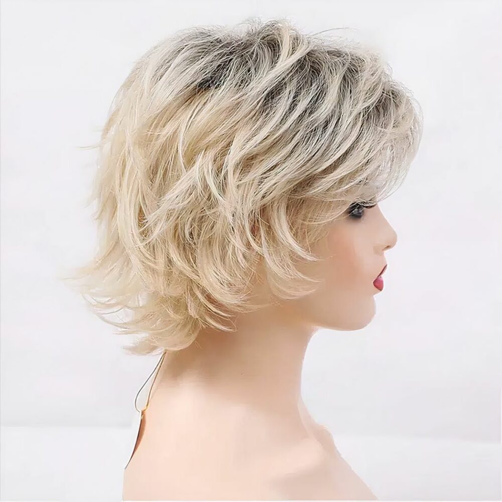 Perruque Cheveux Courts Avec Frange 2
